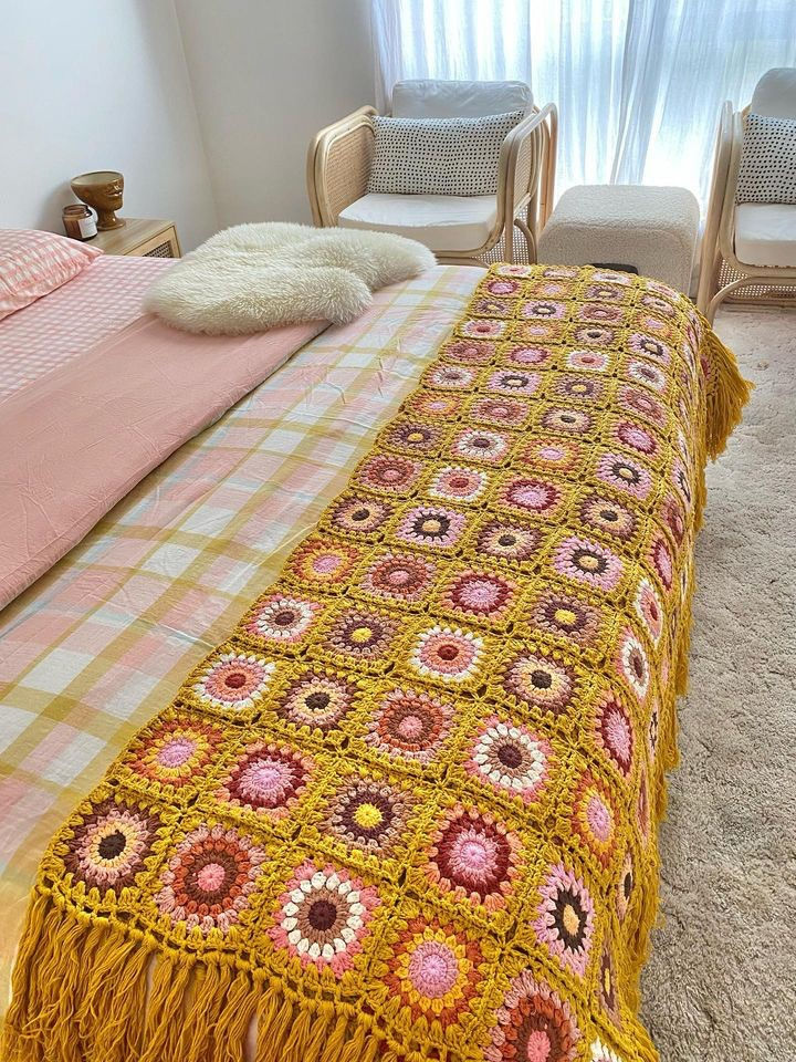 Thumbnail: Sunny Daze Crochet Blanket
