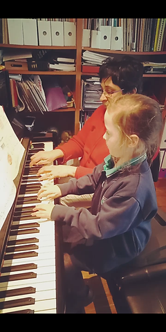 67377809_347098742877822_581244873424764