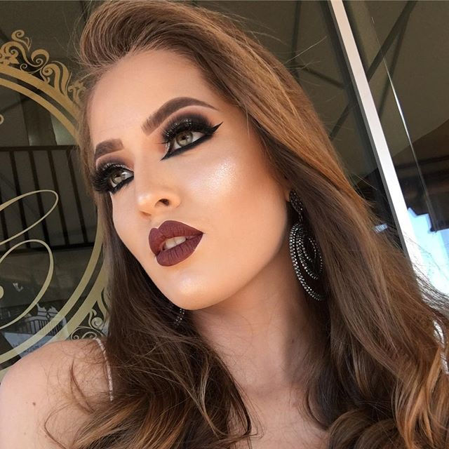 E que a cada dia você possa construir um degrau para alcançar o seus Sonhos 💄 _thayanepontes_ diva