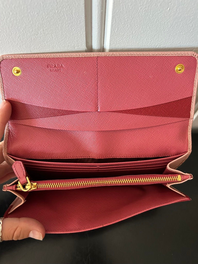 Thumbnail: Prada Pink Leather Wallet