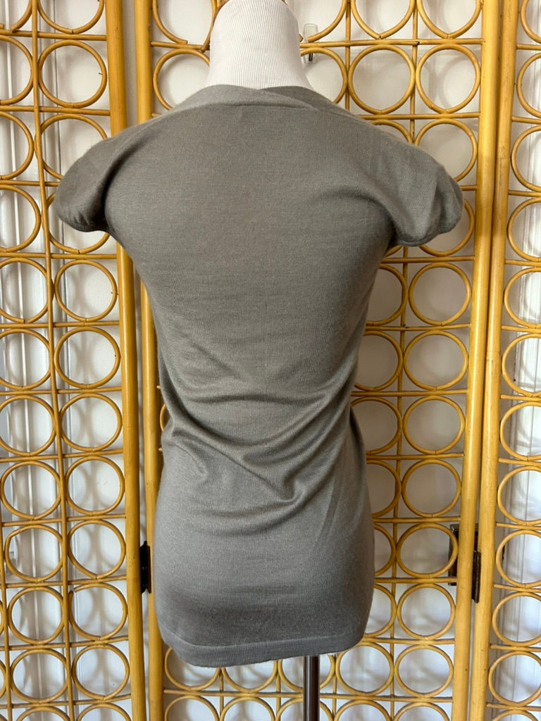 Thumbnail: Brunello Cucinelli Grey Cashmere Rushed Short Sleeve Sweater