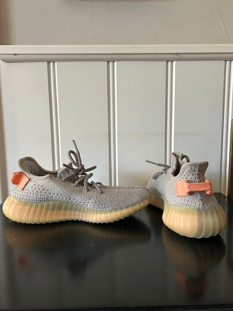 Thumbnail: Adidas Yeezy Boost 350 V2 Grey & Pink