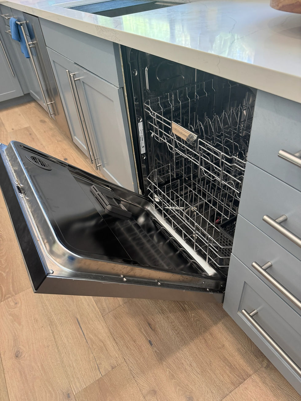 Thumbnail: KitchenAid Built In Front Control Print Shield Dishwasher