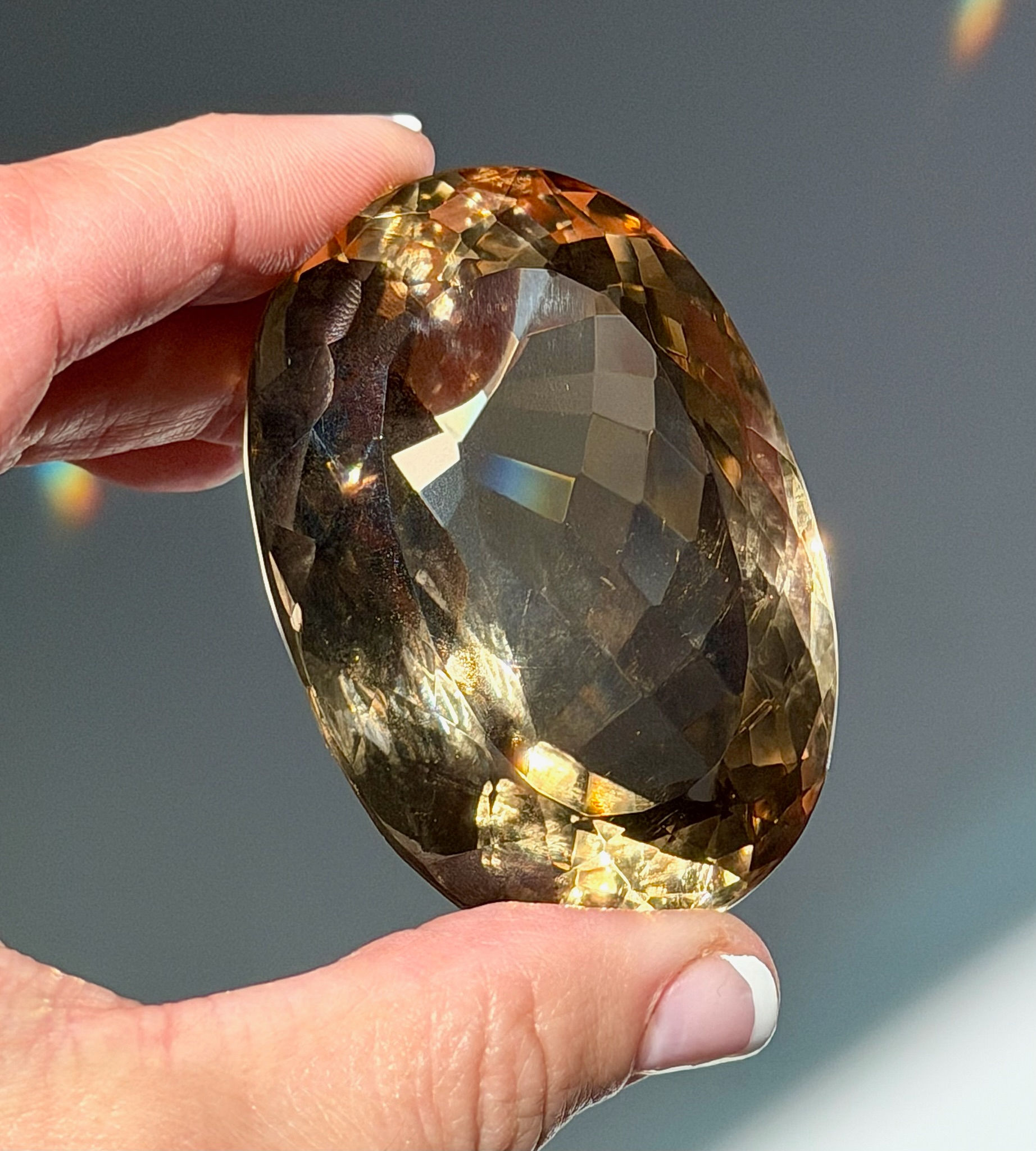 2.4”, 433.5ct XL Faceted Citrine Gem Stone with Excellent Clarity - Brazil