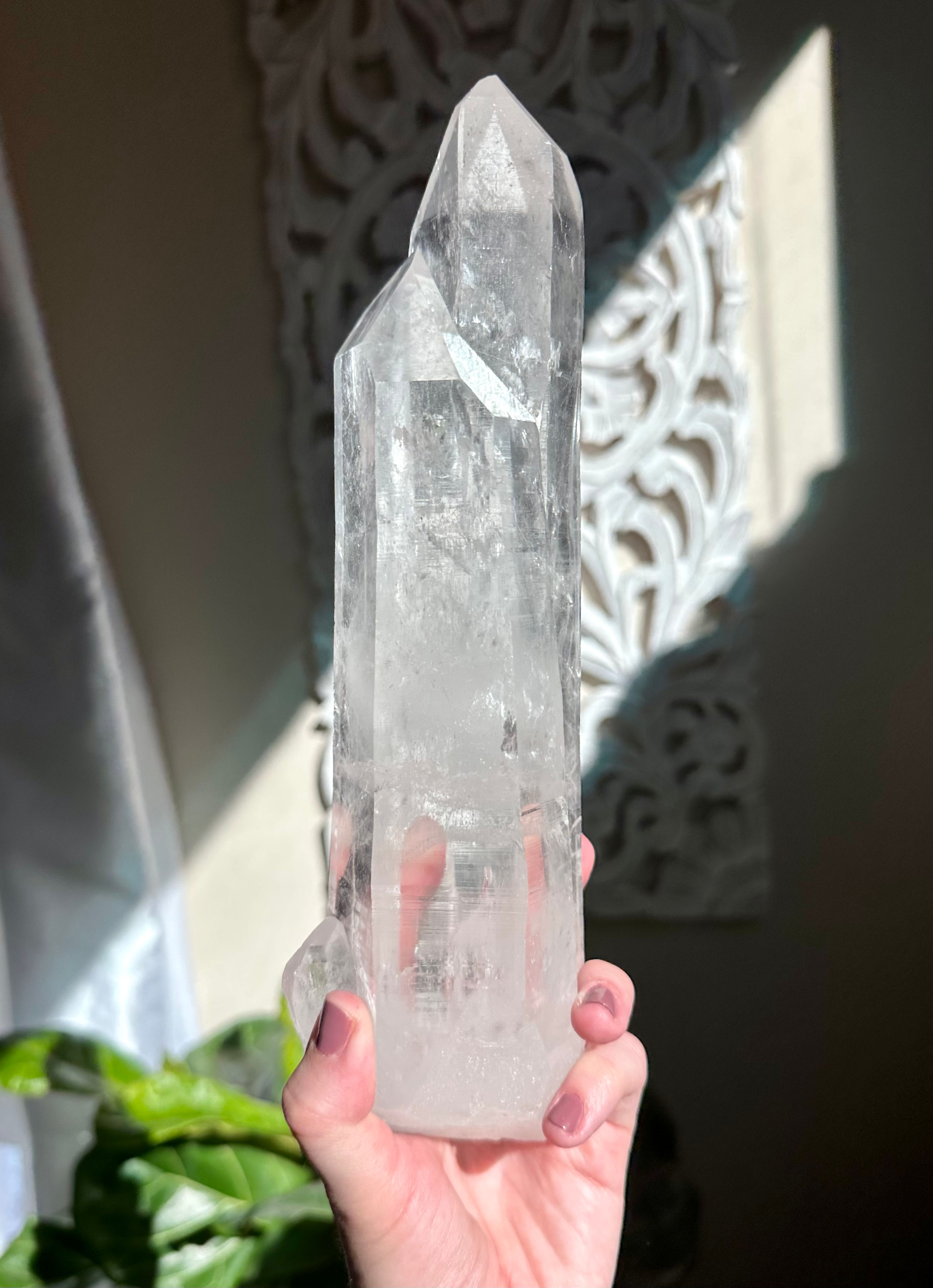10.0” , 1.38kg Twin Lemurian Quartz Points w/ Companion Crystal - Brazil