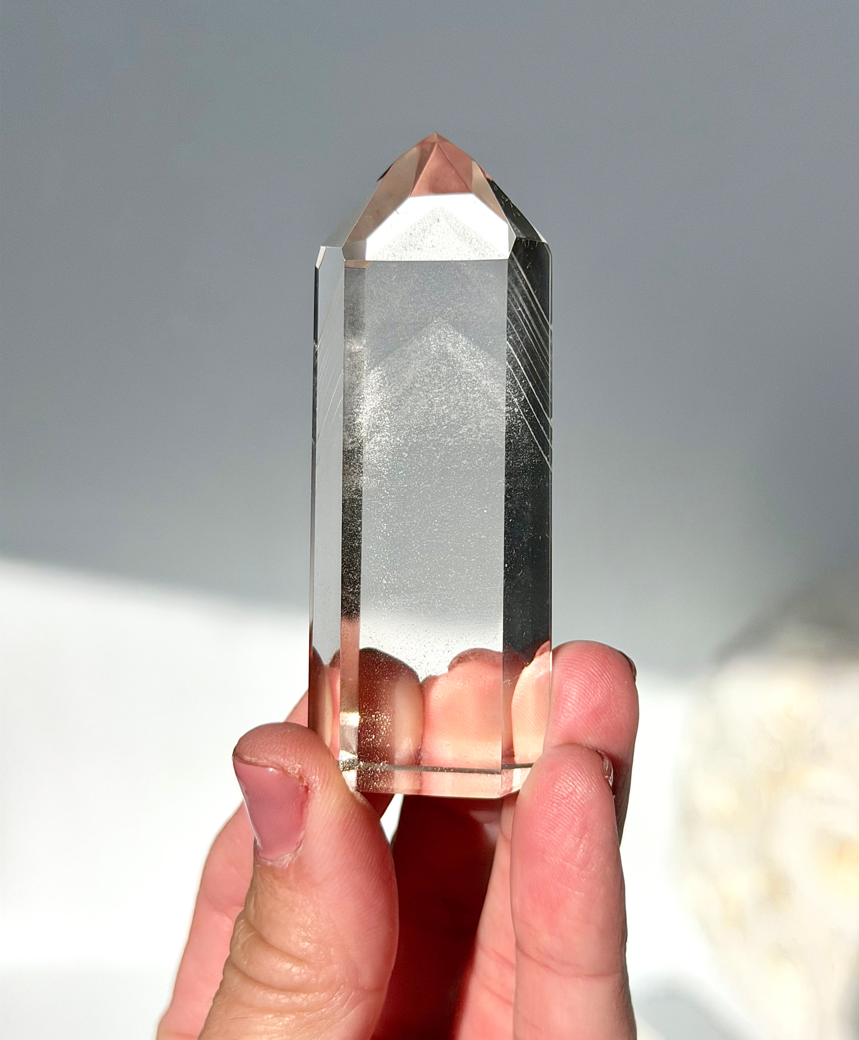 2.7” 3D White PHANTOM Quartz Point - Brazil
