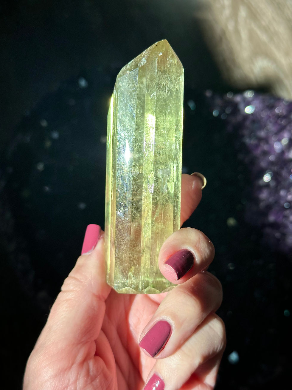 Thumbnail: 3.6” 166g VERY RARE Mesmerizing Hiddenite Bar with Rainbow - Pakistan
