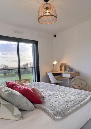 Villa Short Cravate - Grand gîte avec piscine intérieure et chambres d'hôtes - Rennes, Bretagne