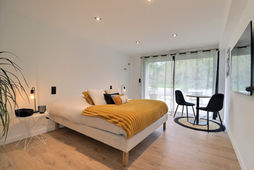 Villa Short Cravate, Grand gite pour 15 personnes - Rennes, Ille et Vilaine Bretagne
Anniversaire, Mariage intimiste, EVJF, Séminaire