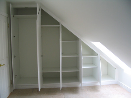 Made to measure attic wardrobes, BA3