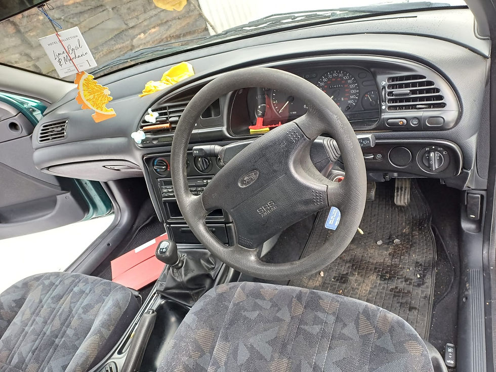 Thumbnail: Sold 1996 ford mondeo verona diesel 
Been in the same family for years 