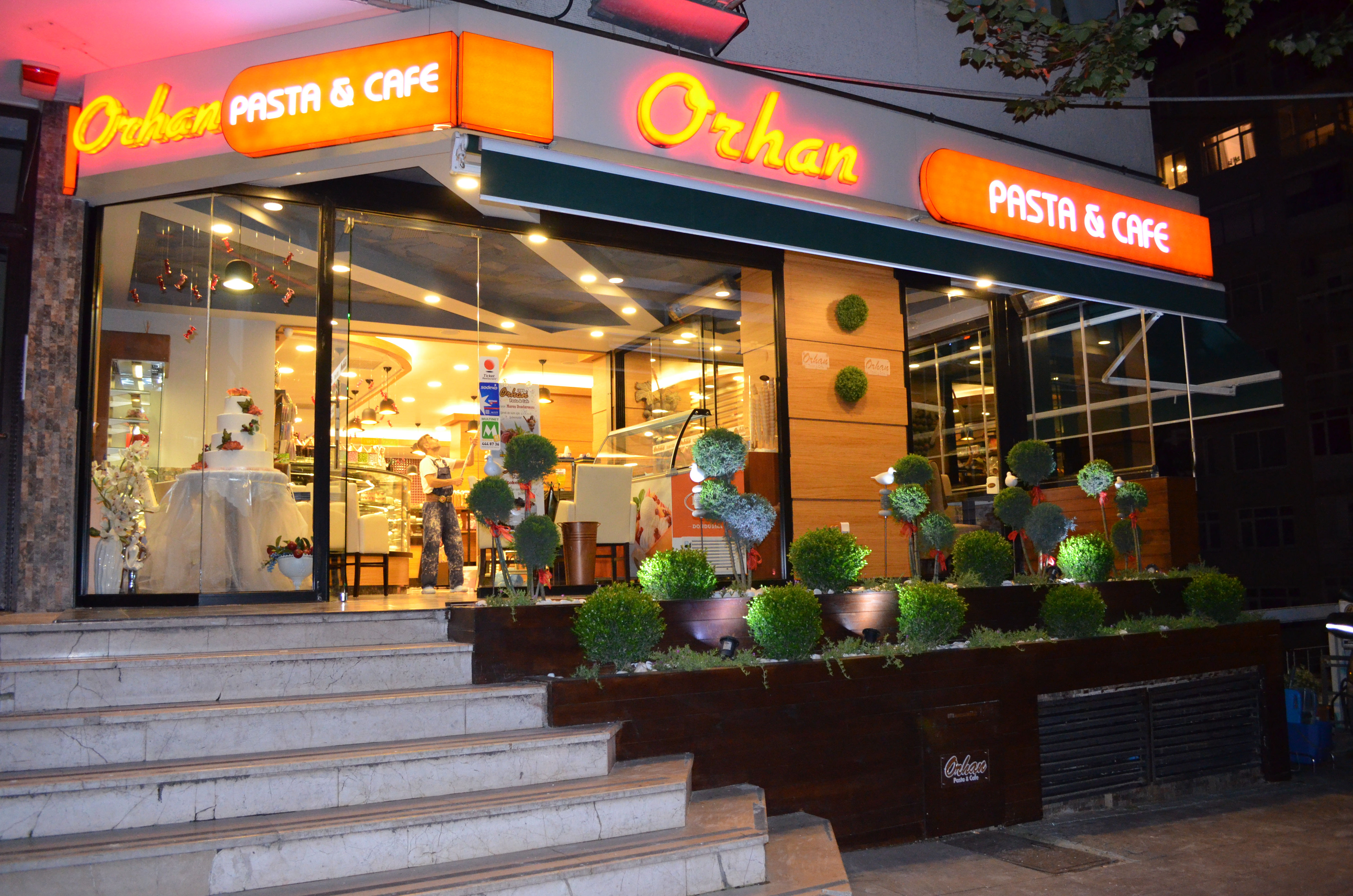 KAFE RESTAURANT DEKORASYON