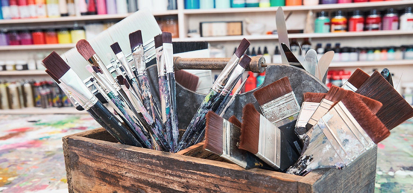 Workshops color & wood