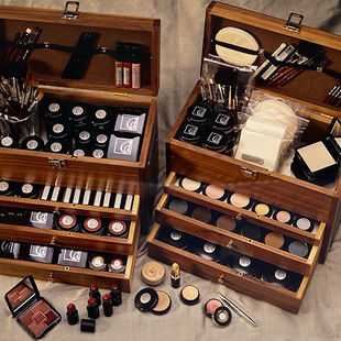 Daniel Cole Collection: Makeup by Celebrity Artists, Made for Real Women