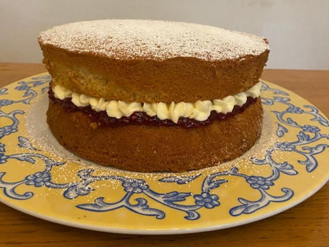 Classic Victoria Sponge