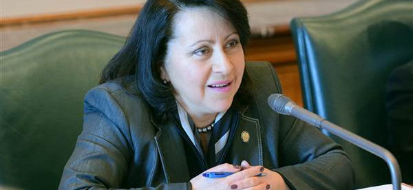 Latinas Lead’ Works to Get More Women Running for Elected Office