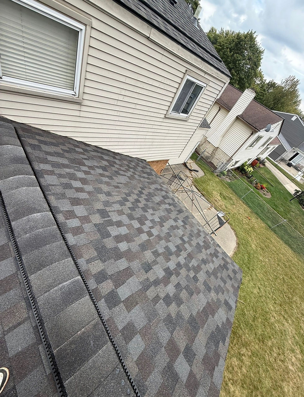 New dimensional shingle roof installation completed by a professional roofing contractor in Sterling Heights, MI, replacing a leaky roof and protecting the home, serving Sterling Heights, Troy, Warren, Clinton Township, Fraser, and surrounding Metro Detroit areas.
