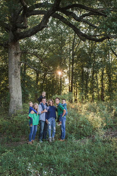 Harvest-Bloom-Photography-outdoor-family-photo-session.jpg