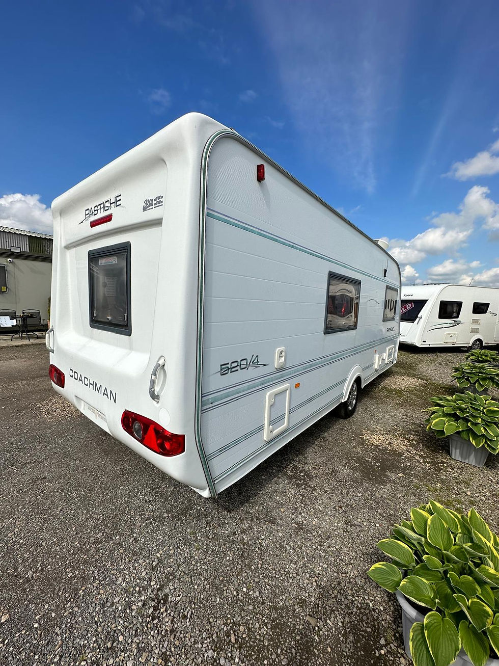 Coachman Pastichet 4 ที่นอน รถบ้านคาราวาน