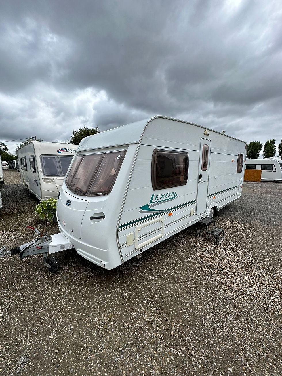 lunar lexon eb fixed bed  4 ที่นอน ระบบเคลื่อนรถด้วยมอเตอร์ รถบ้านคาราวาน