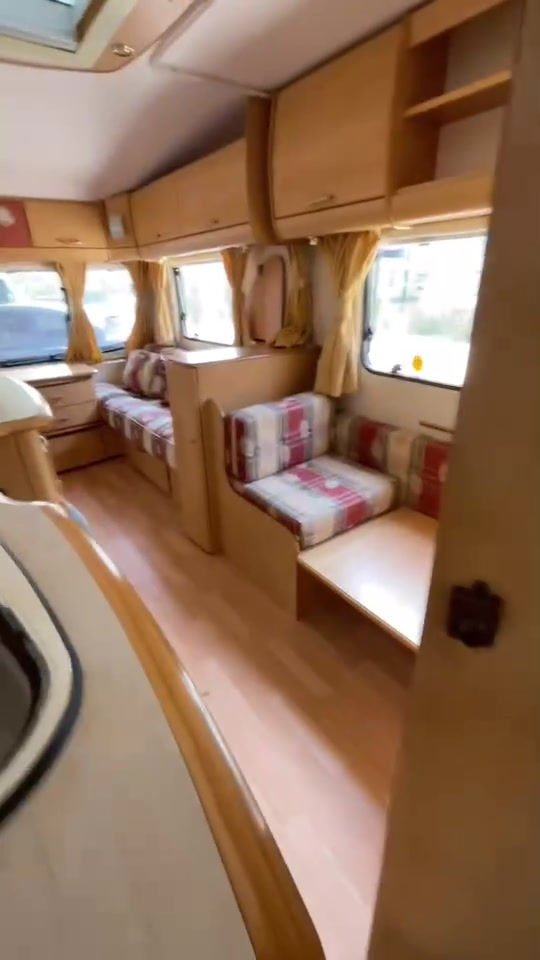 Bailey Pageant Champagne Caravan 4 ที่นอน รถบ้านคาราวาน rv