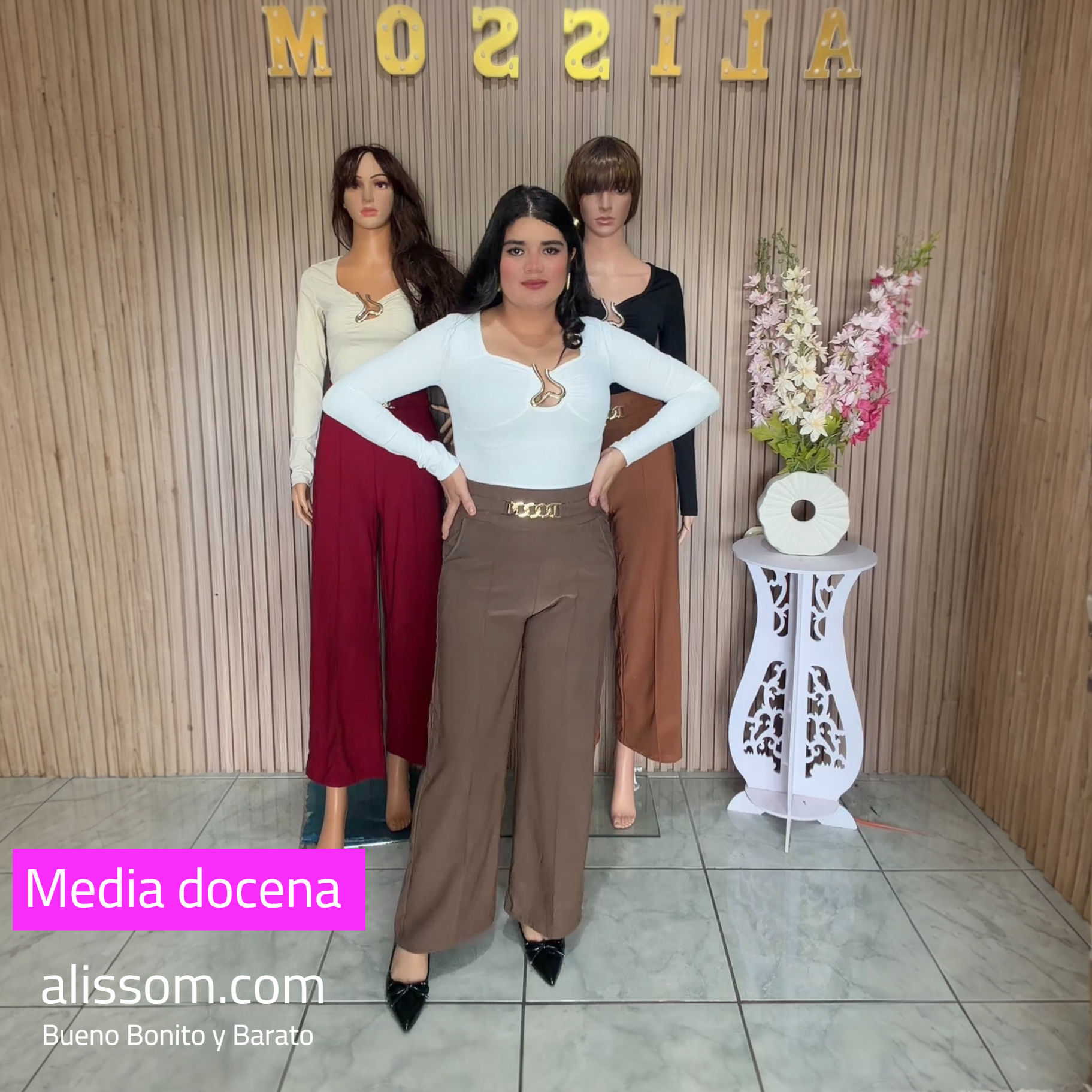 129/7451 Media docena conjunto de palazo y blusas manga larga con broche dorado