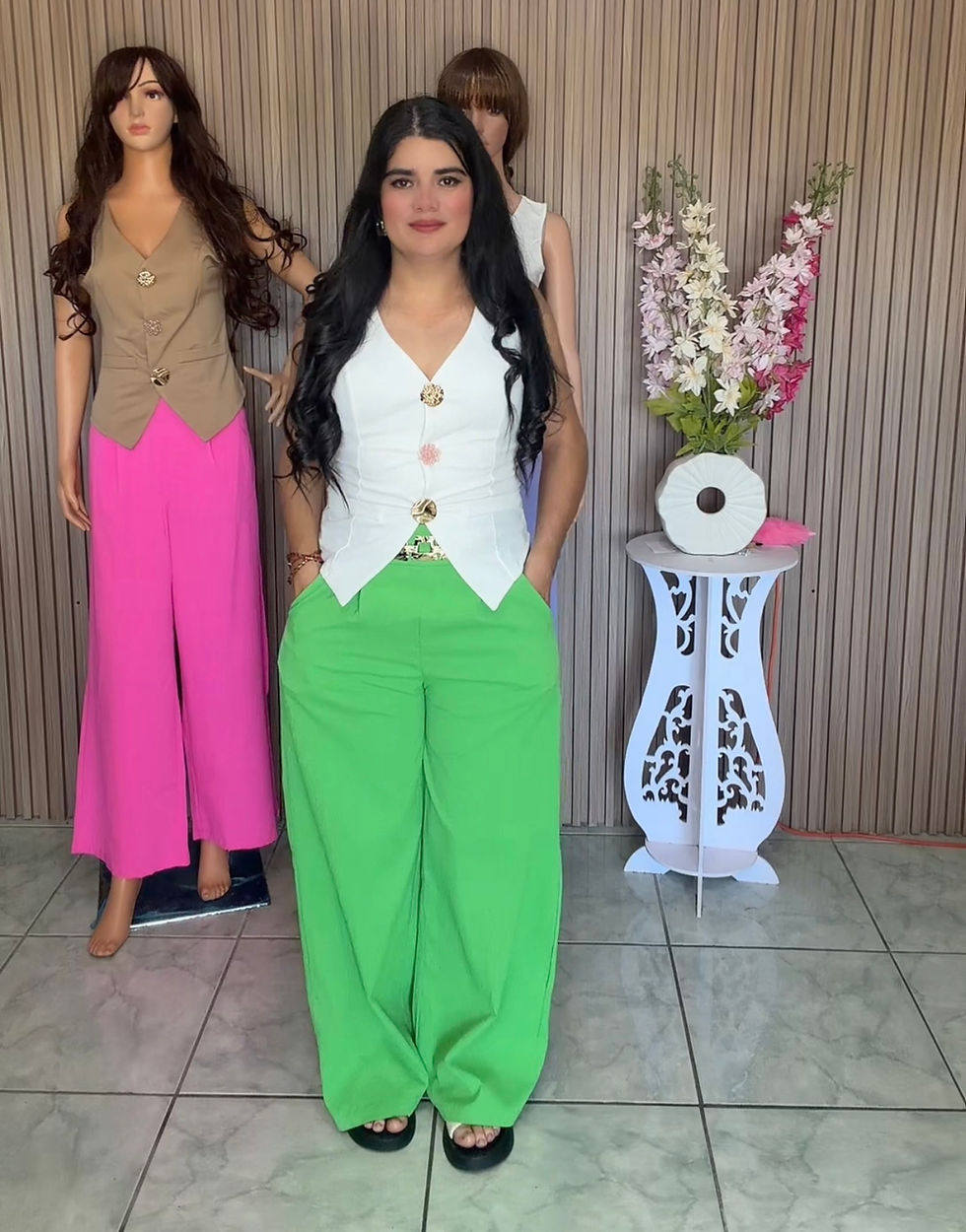 Miniatura: QS-1569/019 conjunto de pantalón y blusa con flor rosada 