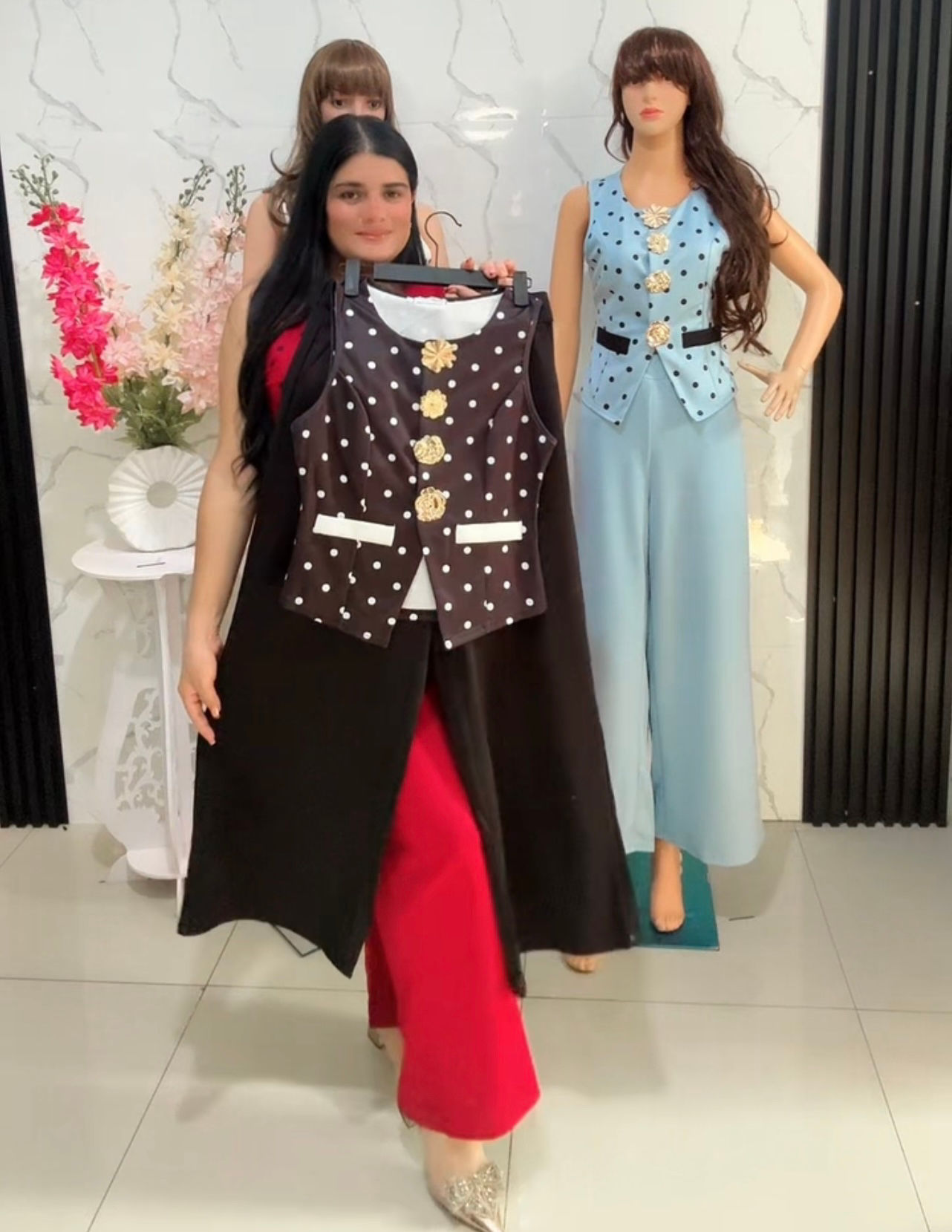 QS-1497/ Conjunto de pantalon y blusa con broches dorados