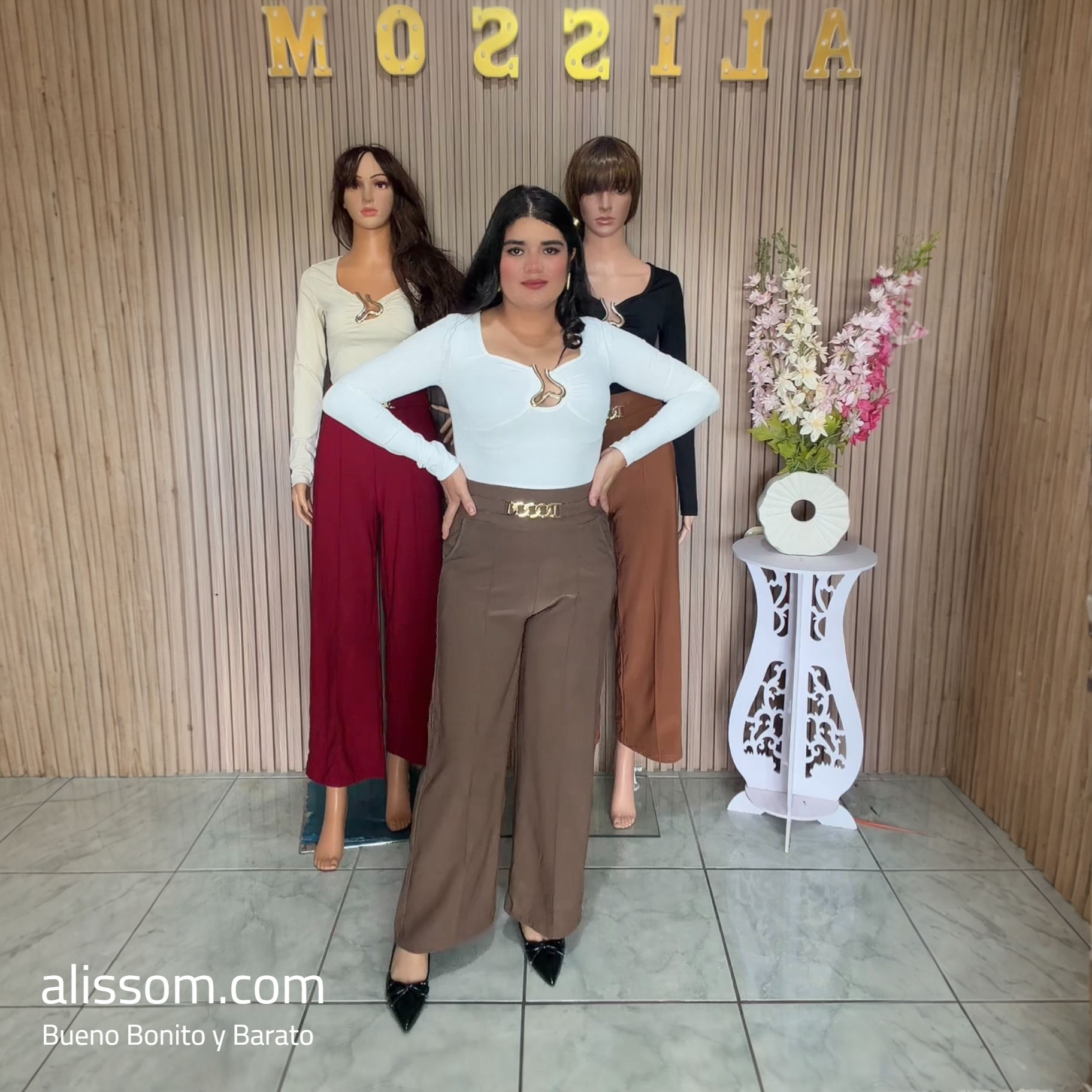 129/7451 conjunto de palazo y blusas manga larga con broche dorado