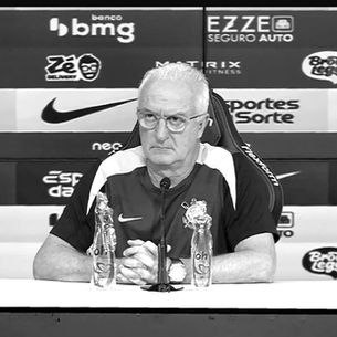 Corinthians reage em campo, mas coletiva expõe revolta com arbitragem e preocupação com Memphis