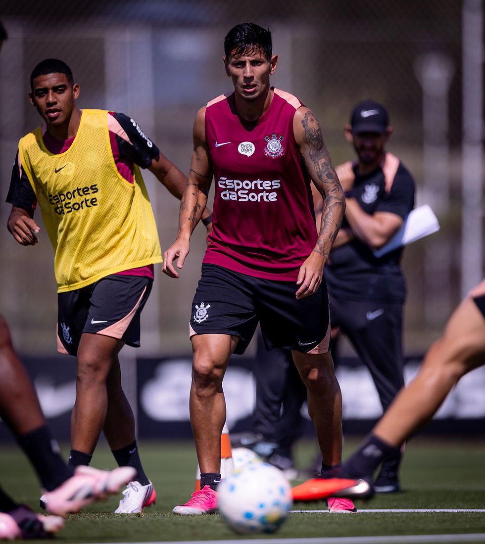 Corinthians encerra preparação para enfrentar o Red Bull Bragantino pelo Brasileirão.