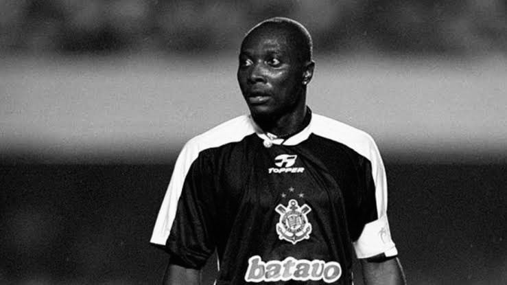 O eterno capitão marcou época no Timão.