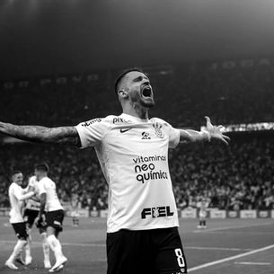 Last Dance? Livre no mercado, Renato Augusto cabe no Corinthians?