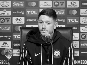 Rodrigo Garro pede elenco blindado no Corinthians após saída de Memphis Depay