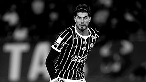 Pedro Raul admite cobrança após marcar pelo Corinthians: “Jogo no maior time do Brasil”