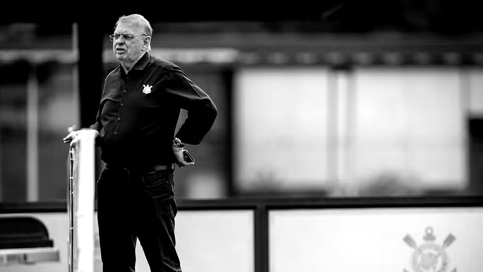 Corinthians amplia déficit para R$ 278,7 milhões e caixa cai abaixo de R$ 9 milhões