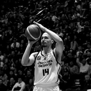 Corinthians busca empate heroico no fim, leva semifinal para a prorrogação, mas perde para o Pinheiros no NBB