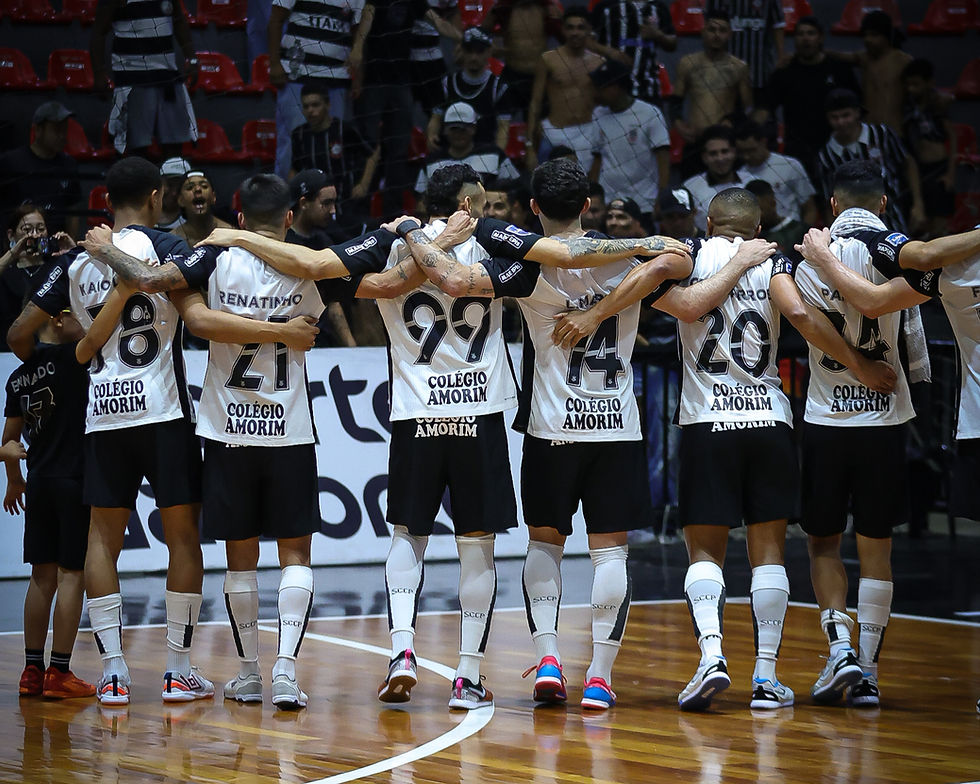 Corinthians vence o Pinda no Paulista de Futsal.