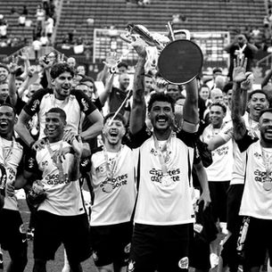 Corinthians quita premiações da Copa do Brasil e Supercopa e encerra pendências com elenco