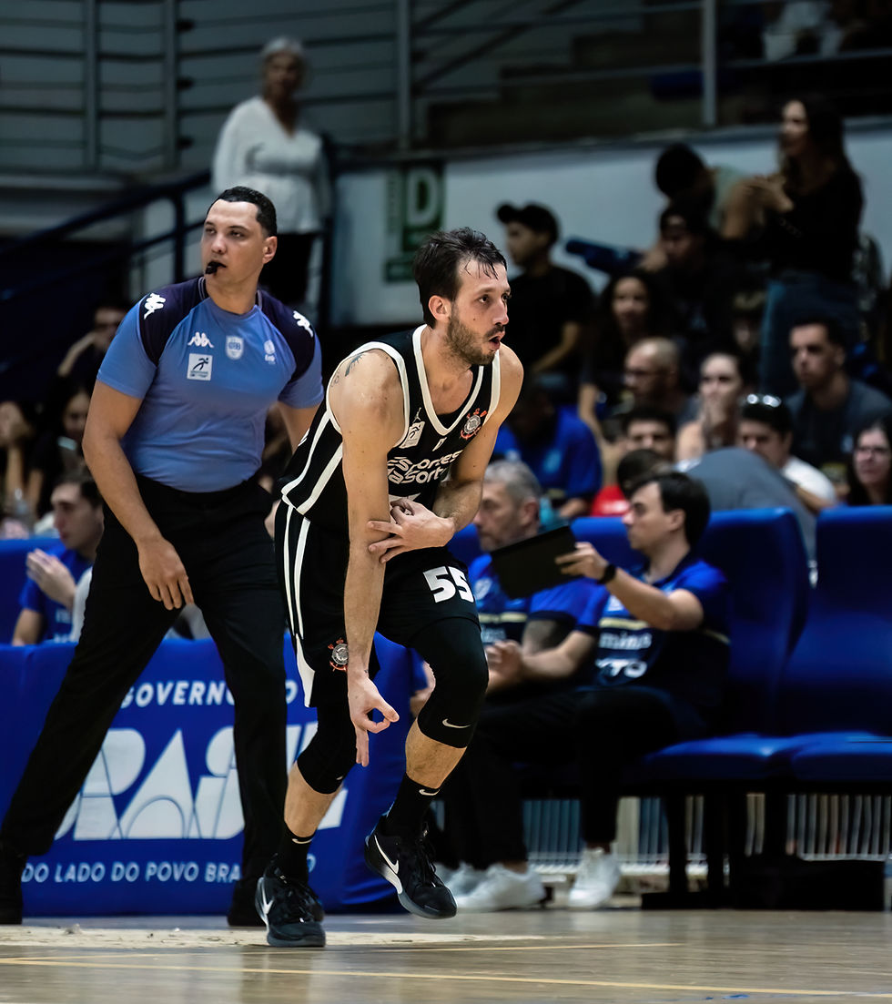 Elinho é um dos pilares do Basquete do Corinthians
