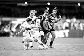 Corinthians empata no Morumbis, desperdiça pênalti e fica com vice do Brasileirão Feminino