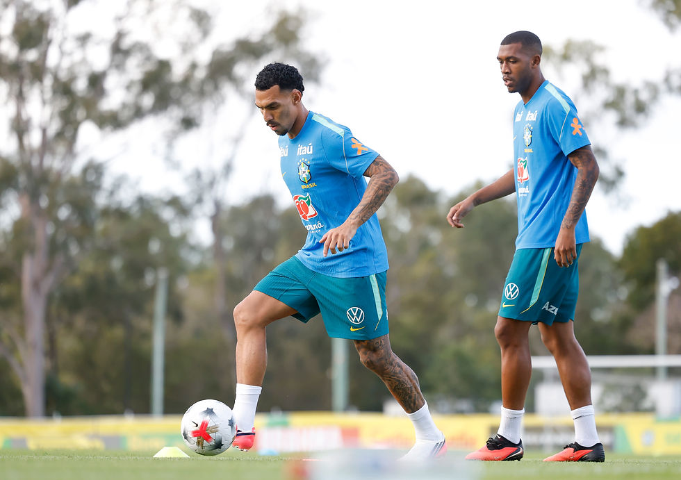 Matheuzinho celebra primeira oportunidade na Seleção Brasileira.