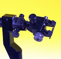 D310 - TANG WITH GIRDLE DOP L+R- SMALL STONES 2MM.jpg