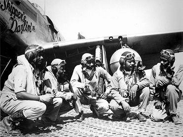Pilots_of_the_332nd_Fighter_Group.jpeg