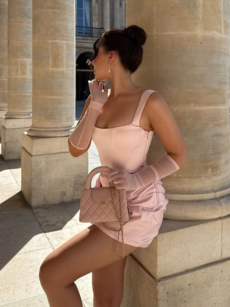 Thumbnail: Square-neck Halter Mini Dress Women Sexy Pleated Sleeveless Backless High Waist 