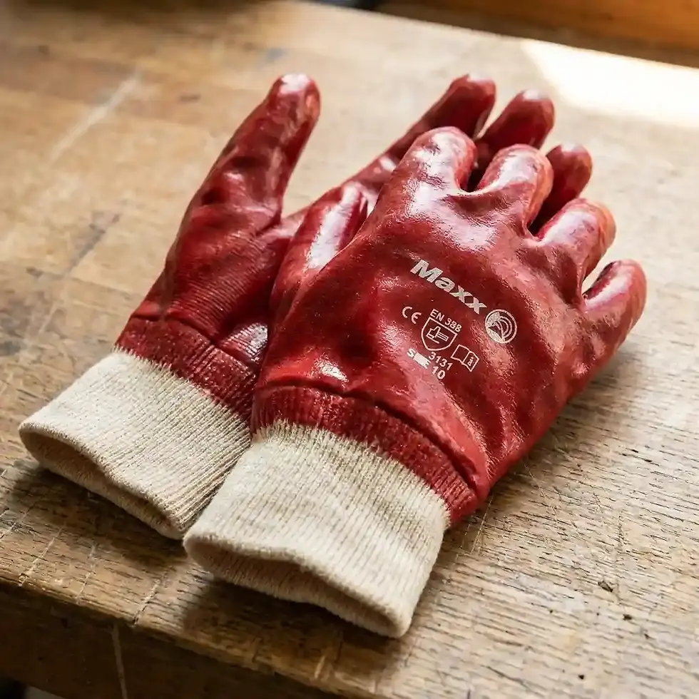 Thumbnail: cleaning chemical gloves red