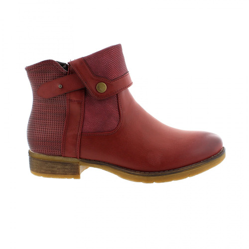 red casual shoes