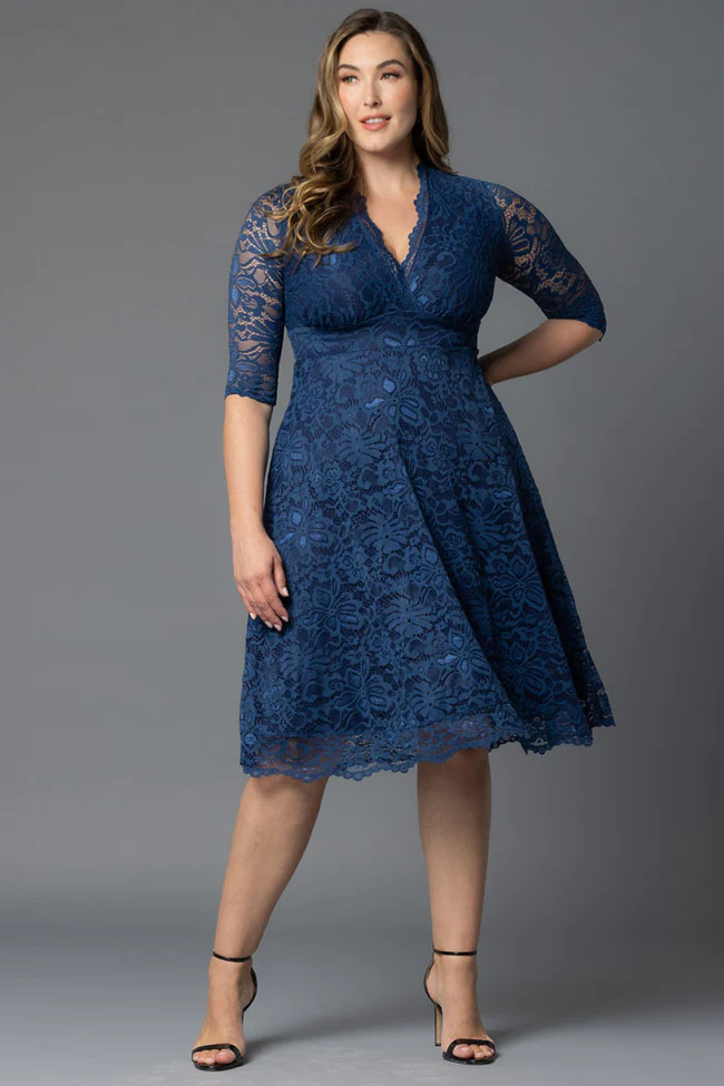 Mademoiselle Lace Cocktail Dress in Navy