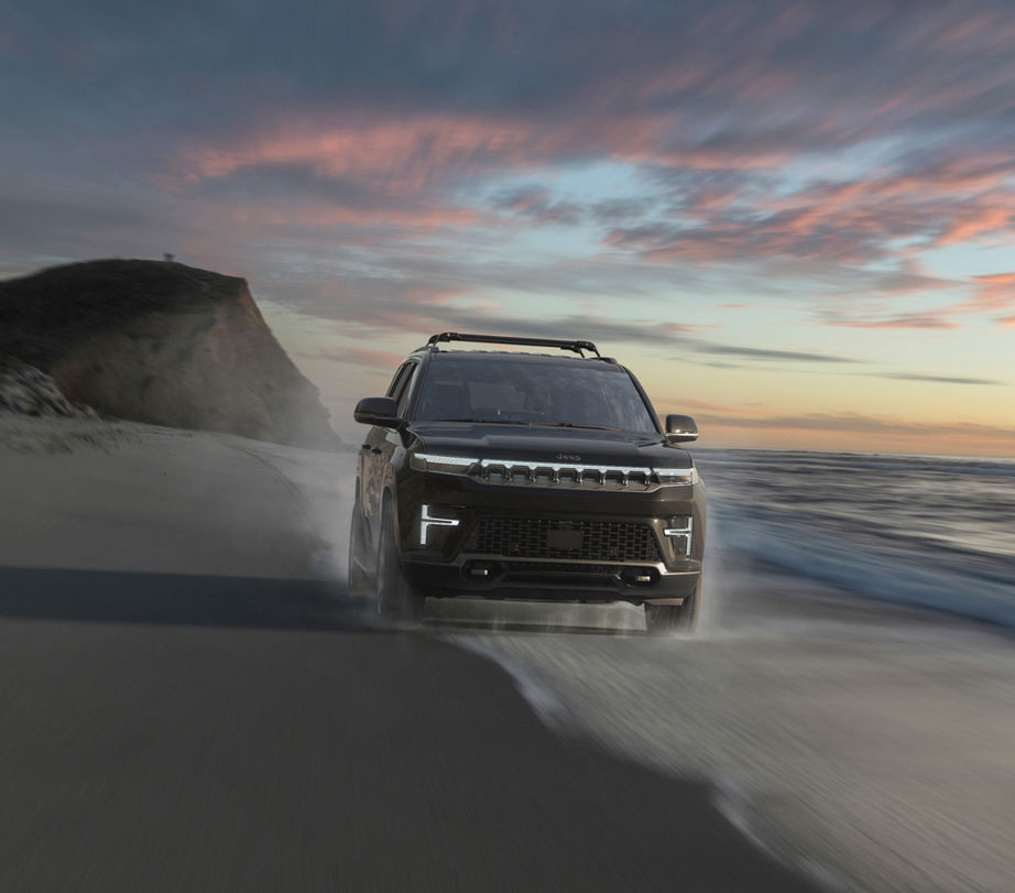 Grand Wagoneer in High-Gloss Black