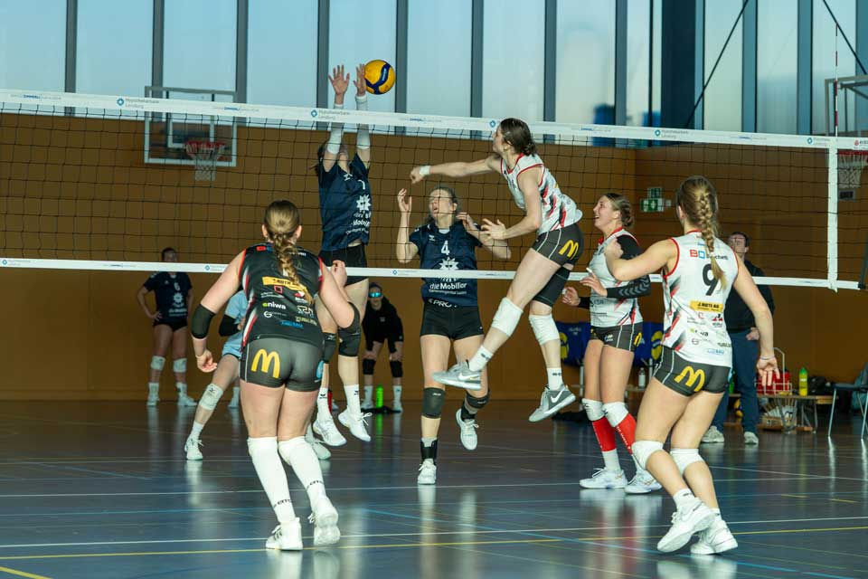 1. Liga versus FC Luzern